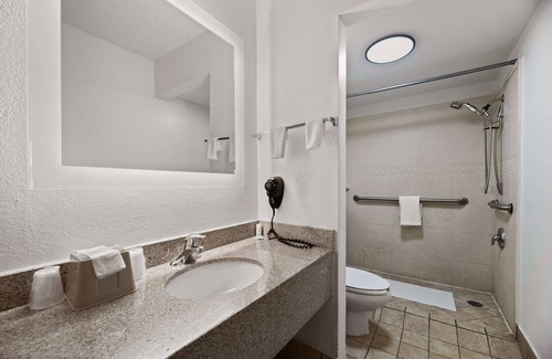 Orlando Hotel | Americas Best Value Inn Orlando