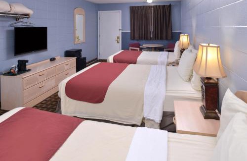 Branson Theater District Hotel | Americas Best Value Inn & Suites Branson - Near the Strip