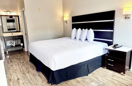 South Arlington Hotel | Americas Best Value Inn Arlington