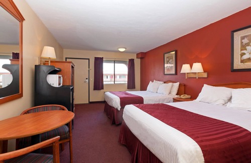 Bakersfield Hotel | Americas Best Value Inn & Suites Bakersfield Central