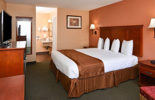 Bakersfield Hotel | Americas Best Value Inn & Suites Bakersfield E