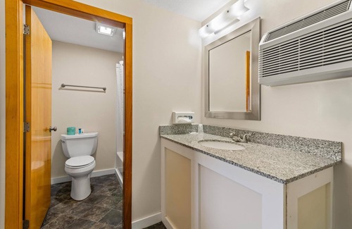 Biddeford Hotel | Americas Best Value Inn Biddeford Portland