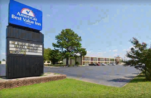 Wilson Apartment | Americas Best Value Inn Wilson - 2 Double Beds Non-Smoking (GROUND FLOOR)