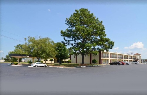 Wilson Apartment | Americas Best Value Inn Wilson - UNIT 7(ONE BED)