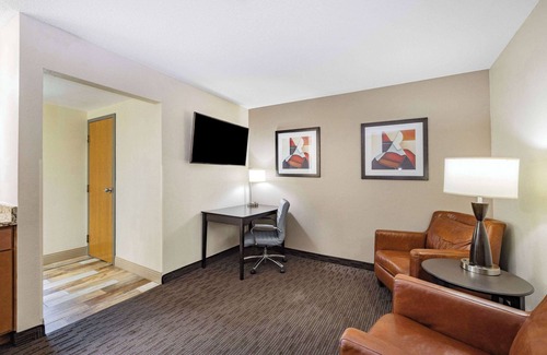 Apple Valley Hotel | AmericInn by Wyndham Apple Valley