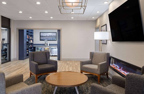 Casper Hotel | AmericInn by Wyndham Casper Event Center Area