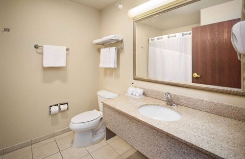 Hill City Hotel | AmericInn by Wyndham Hill City Mt Rushmore