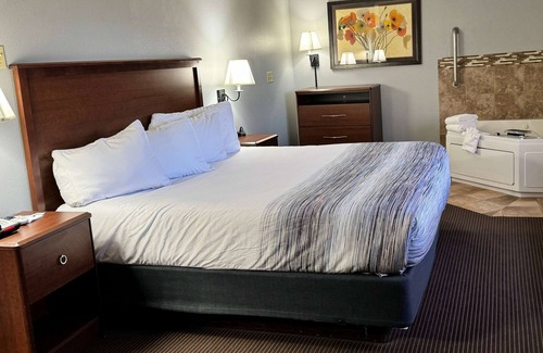 Stillwater Hotel | AmericInn by Wyndham Stillwater