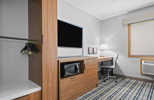 Virginia Hotel | AmericInn by Wyndham Virginia