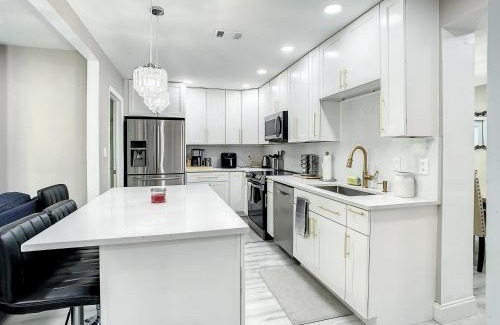 Bradenton House | AMI, IMG, Dogsitting, Boats, Snorkeling, Fishing, Beach, Bikes, Golf, Hottub, BBQ, SRQ