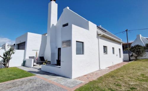 Struisbaai House | Amia House Struisbaai