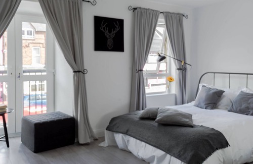 Belfast House | Amica Guesthouse