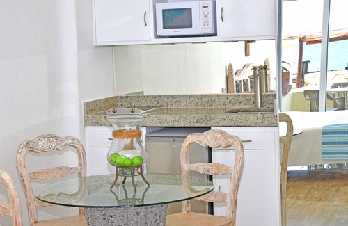 Zona Hotelera Apartment | Amigo Rental