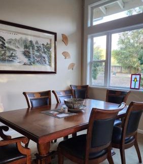 Santa Rosa House | Amitabha Wine Country Cottage