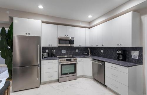 Ventnor City Apartment | Ammos Luxury Living- Katerini Suite