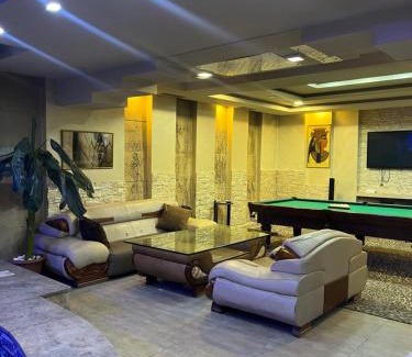 Nor-Nork Hotel | Amor fati