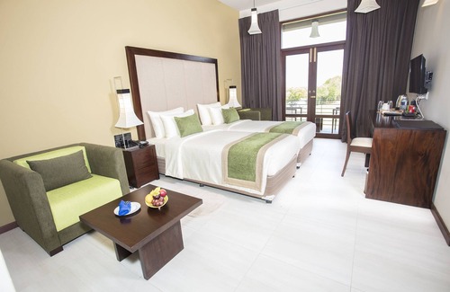 Seeduwa - Katunayake Hotel | Amora Lagoon