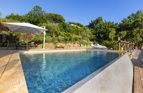 Sorrento Ski Chalet | AMORE RENTALS - Casa I Giardini di Sorrento with Swimming Pool, Sauna, Sea View