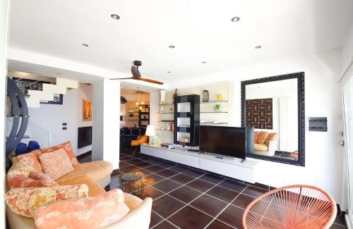 Priora House | AMORE RENTALS - Casa Luca