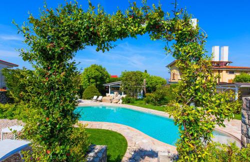Sant'Agata sui Due Golfi Villa | AMORE RENTALS - Resort Ravenna