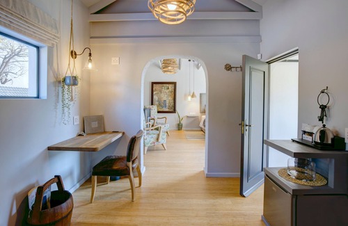 George House | Amour Guest House