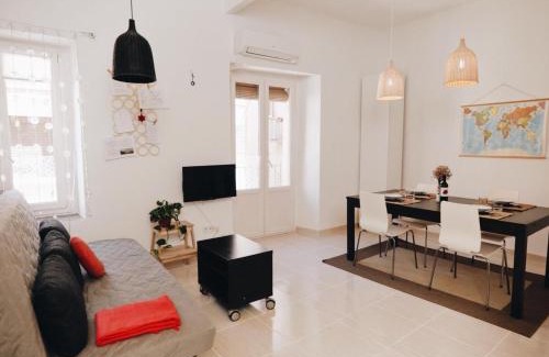 Old Town Apartment | Amparito Apartment - Casc Antic