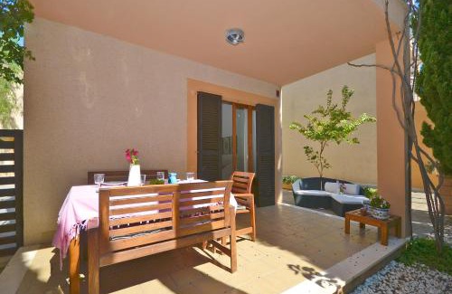 Alcudia Ski Chalet | Amparo Luca