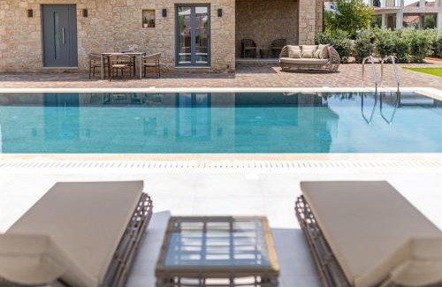 Lefktron Villa | Ampeli Villas