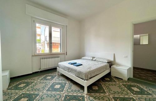 Carozzo Apartment | Ampio appartamento fino a 4 persone sulle colline della Spezia, vista panoramica sul Golfo - 10 minuti dal centro città 16 da Sarzana e Lerici