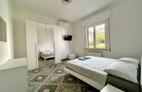 Carozzo Apartment | Ampio appartamento fino a 4 persone sulle colline della Spezia, vista panoramica sul Golfo - 10 minuti dal centro città 16 da Sarzana e Lerici