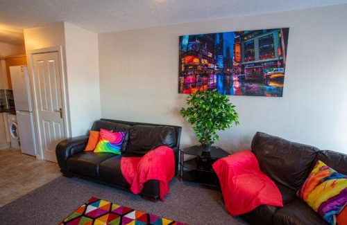 Warrington Apartment | Ample Comforts, Centrally Located, Town Centre
