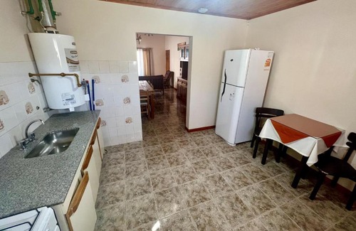 El Calafate Apartment | Amplia casa en pleno centro con estacionamiento