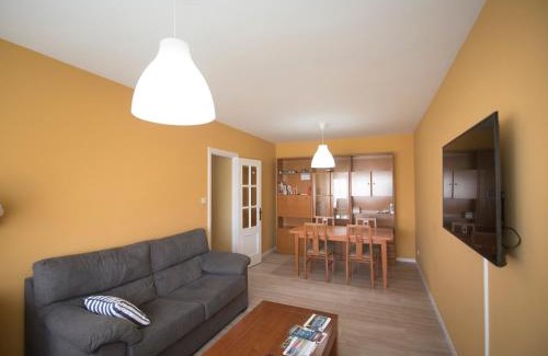 Burela Apartment | AMPLIO APARTAMENTO EN BURELA