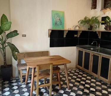Zona 1 Apartment | Amplio primer nivel centro histórico el círculo