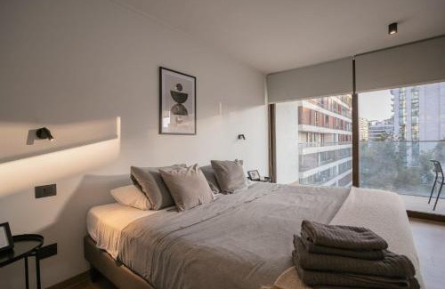 El Golf Apartment | Amplio y deslumbrador departamento en las Condes