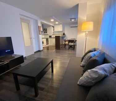 La Saidia Apartment | AMPLIO Y LUMINOSO APART Cerca del CENTRO HISTORICO LM