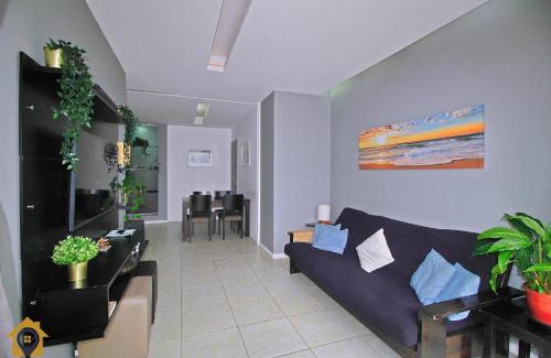 Leme Apartment | Amplo 2 Quartos com Vista Mar: 300m da Praia Copacabana