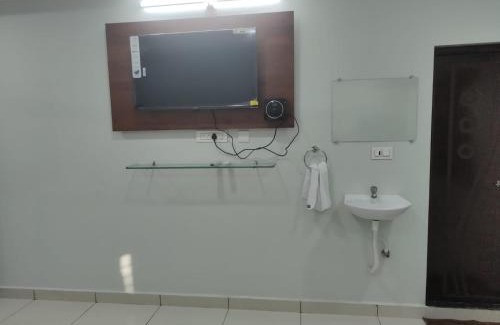 Nellore Hotel | AMR Guest Inn, Nellore