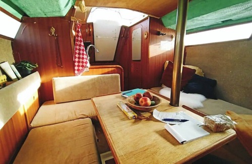 Amsterdam North Boat Rental | Amsterdam Cosy Sailboat