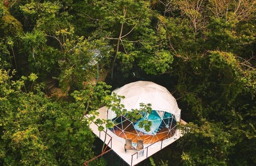 Tajo Alto Resort | AN AMAZING DOME IN THE JUNGLE