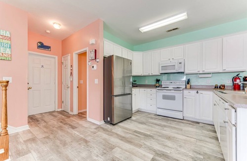 Surfside Beach House | An Amazing Surfside Beach Escape