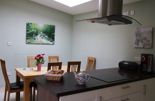 Dingle Ski Chalet | An Caladh Spáinneach