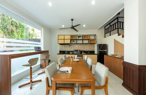 Sunset Road House | An exclusive kost that is located in Kuta and offers easy access to everywhere.
