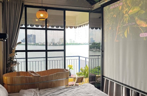 Thuy Khue Hotel | An Homestay Lakeview Apartment