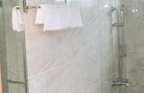 Hoang Hoa Hotel | An Hung 2 Hotel Hai Tien -BAY LUXURY