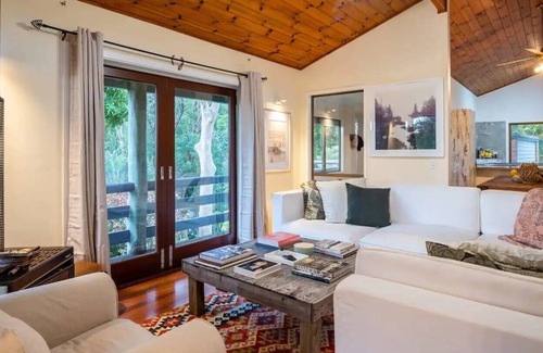 Currumbin Valley House | An idyllic retreat for lovers of fresh country air and spectacular views!