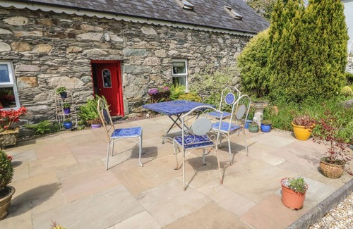 Ballingeary Cottage | AN LOCHTA FADA, pet friendly in Ballingeary, County Cork