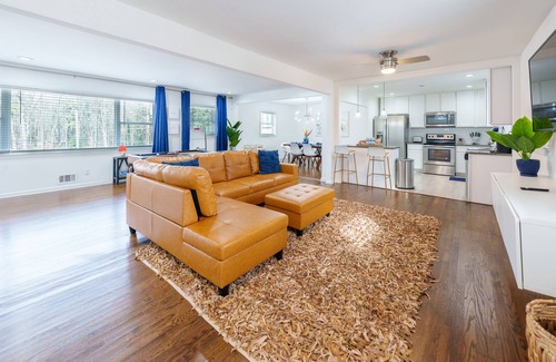 Collier Heights House | An Oasis in West Atlanta. 10 minutes to Downtown!