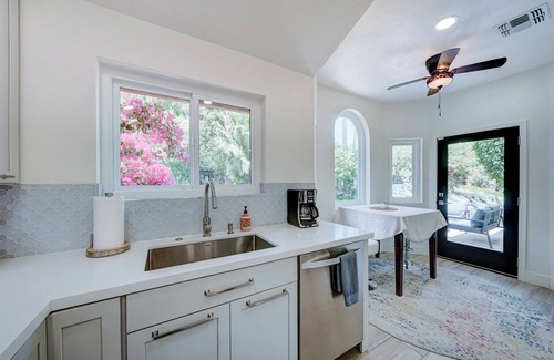 Sandcastle Village House | An Oasis