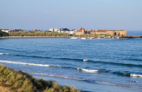 Beadnell Cottage | An open plan first floor apartment in the seaside resort of Beadnell.